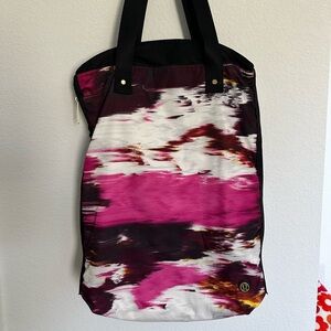Lululemon Expandable Yoga Tote Bag With Matching Shoe Bag